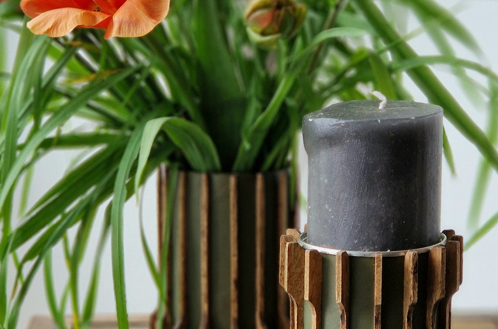 Dosen Upcycling: Elegante Vase aus einer Chipsdose