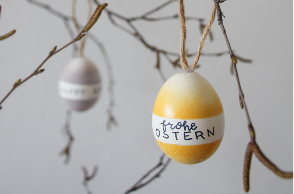 Besprühte Ostereier – Kreative Deko für deinen Osterstrauß