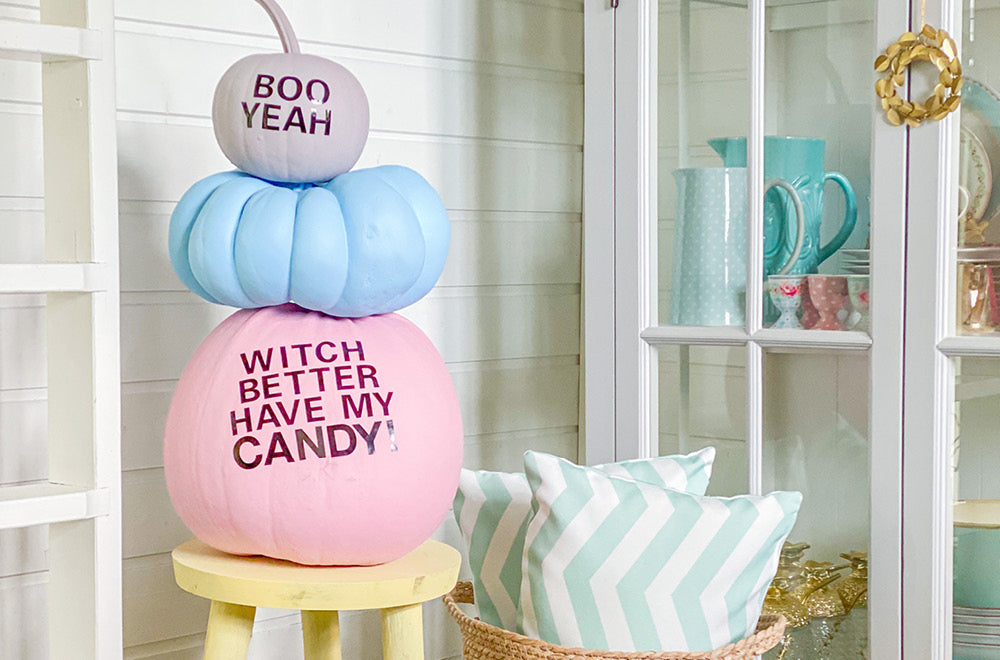 Halloween Deko DIY: Bezaubernde Kürbis-Turm Haustürdeko