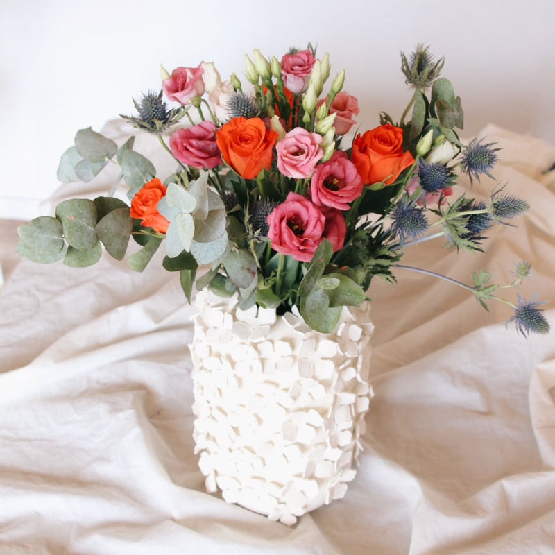 Blumen in einer DIY Vase